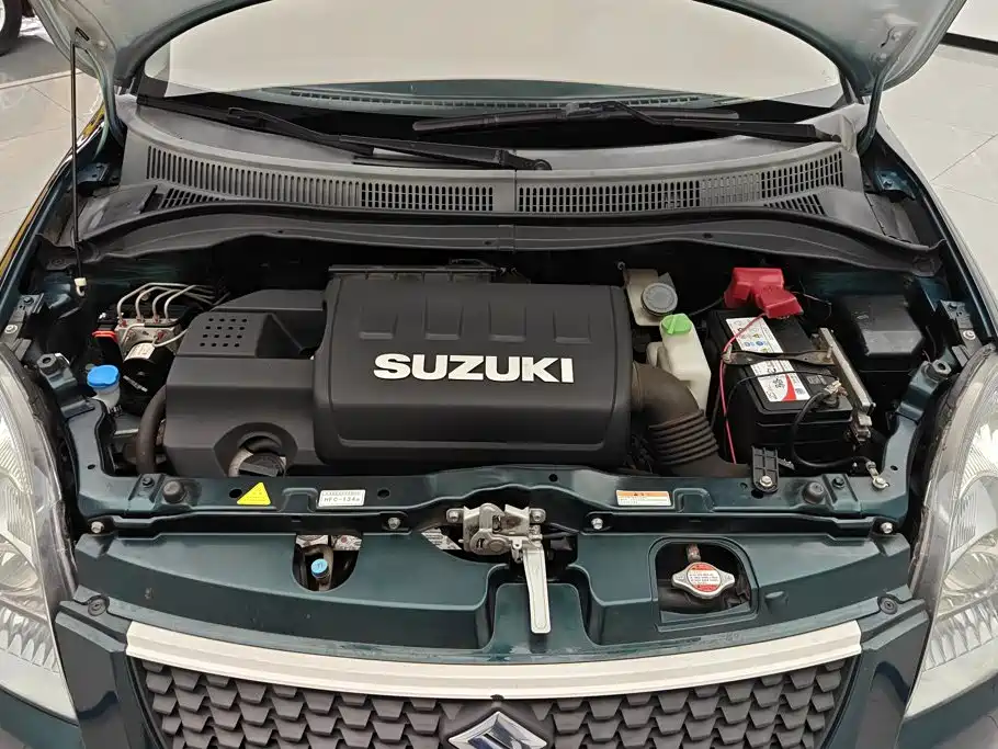 Suzuki Swift — миниатюра 10