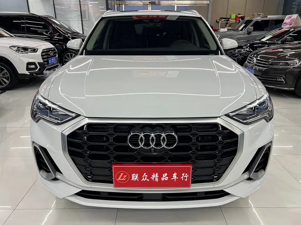 Audi Q3 2021