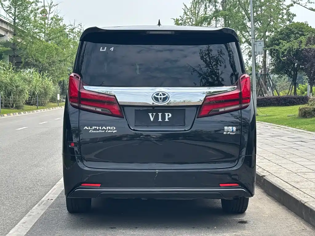 Toyota Alphard — фотографии объявления, Фото 24