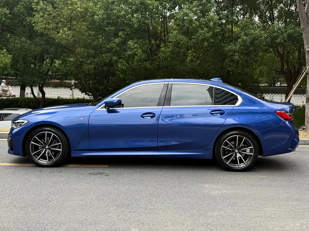 BMW 3 Series — миниатюра 6