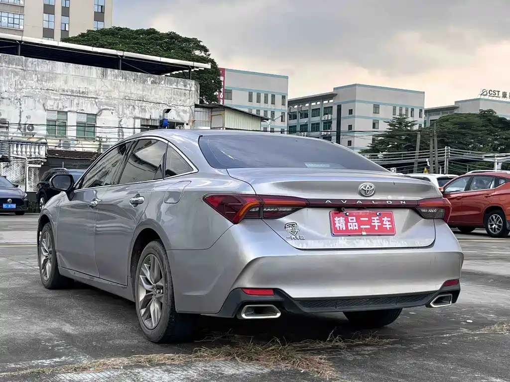 Toyota Avalon — миниатюра 4