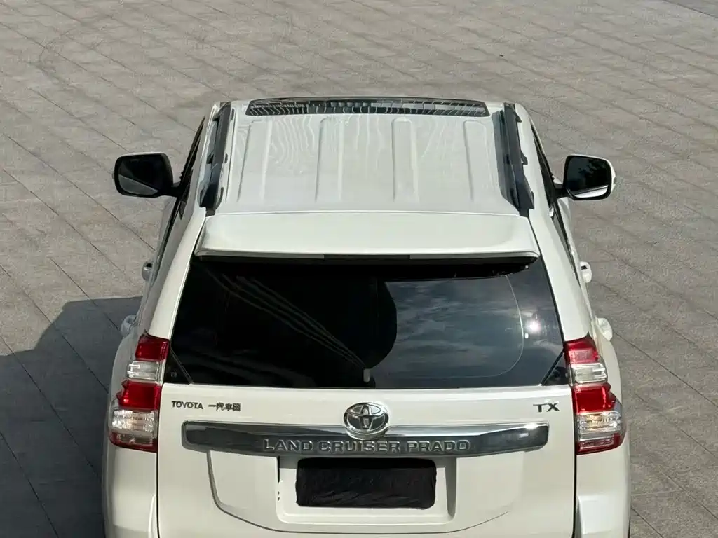 Toyota Land Cruiser Prado 2016 2.7L AT Standard