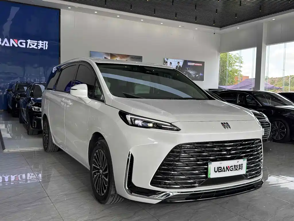 BUICK GL8 NEW ENERGY