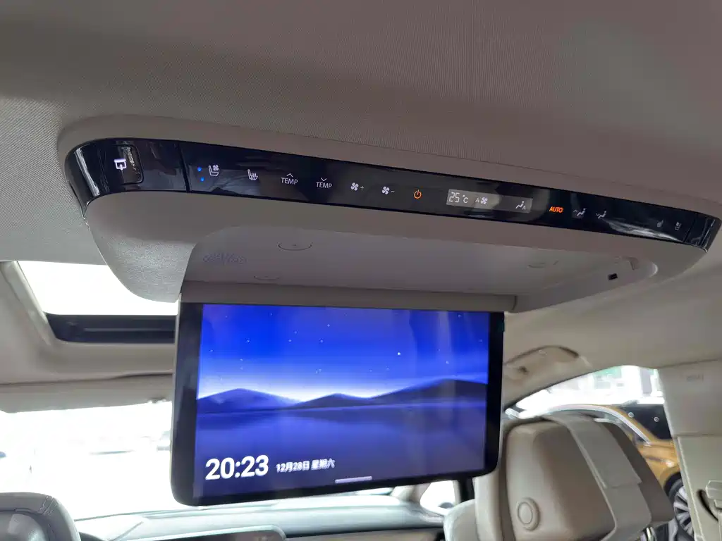 BUICK GL8 NEW ENERGY