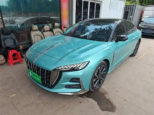 2025 Hongqi H6
