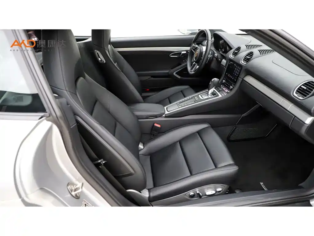 Porsche 718 2018 Cayman 2.0T