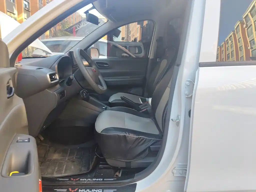 Wuling Hongguang EV — миниатюра 11