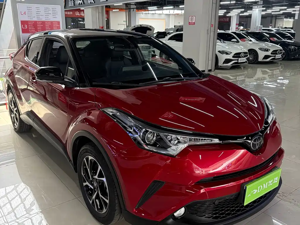Купить Toyota C-HR