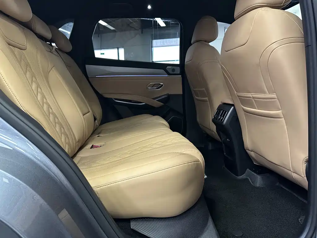BYD L DM-i — миниатюра 16
