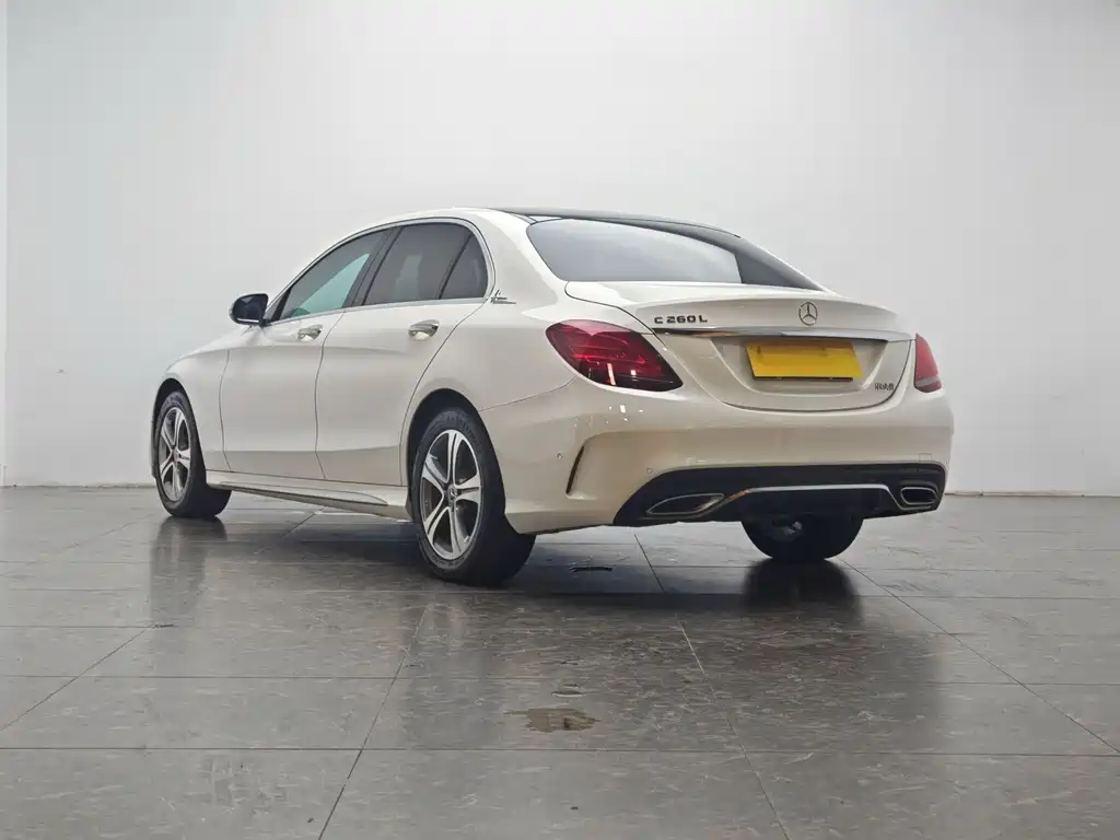 Mercedes-Benz C-Class — миниатюра 4