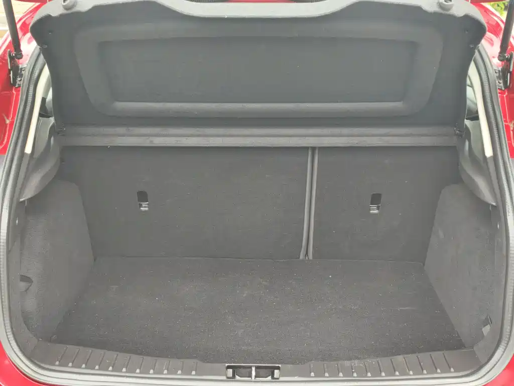 Ford Focus 2012 1.6L AT Comfort