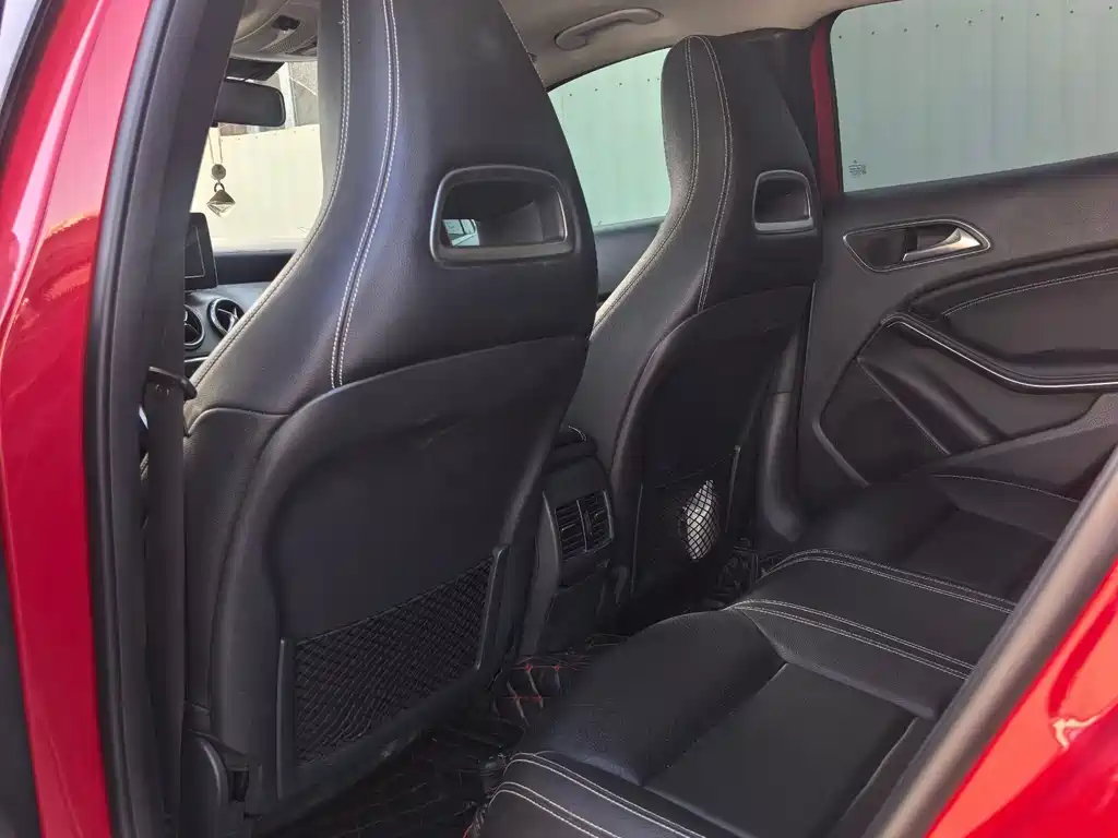 Mercedes-Benz GLA 2016 GLA 200 Fashion