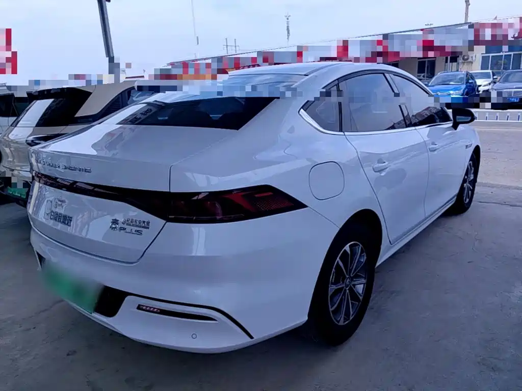 BYD Qin Plus PLUS 2023 Champion DM-i 55KM Lead