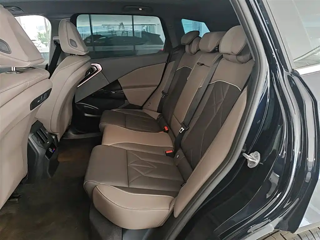BMW X3 - фото 17