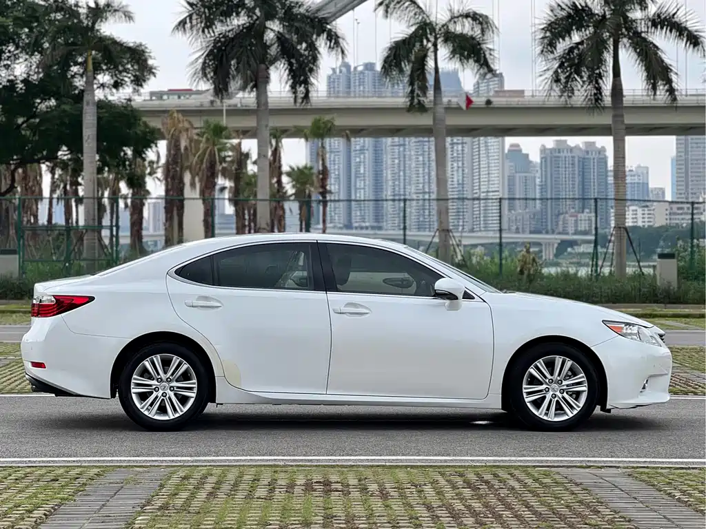 Lexus ES 2014 250 Elite