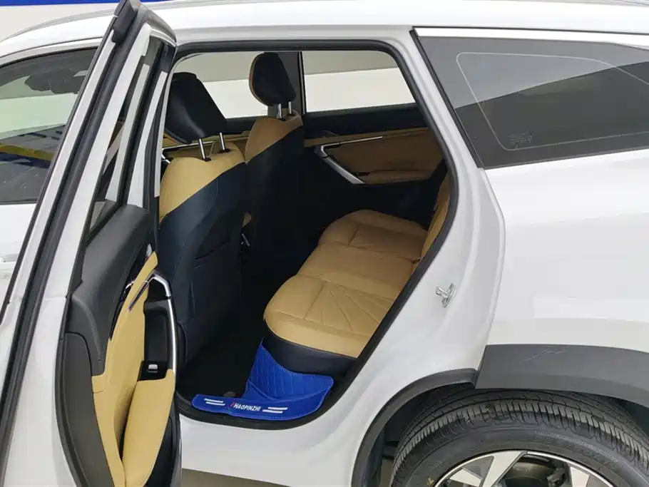 GEELY AUTOMOBILE BOYUE L