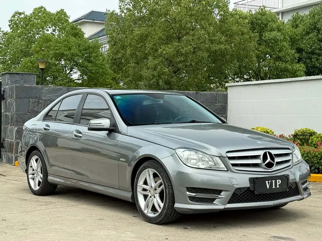 Mercedes-Benz C-Class C 2013 C 180 Grand Edition