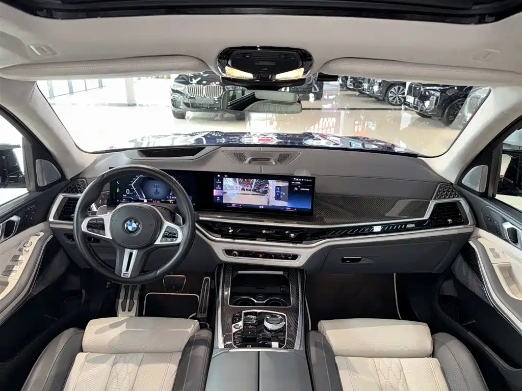 BMW X7 M60i 2023 xDrive M60i