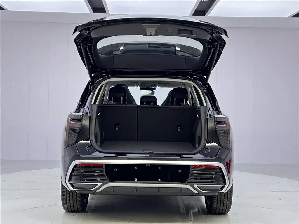 Hongqi HS3 PHEV 2024 115km