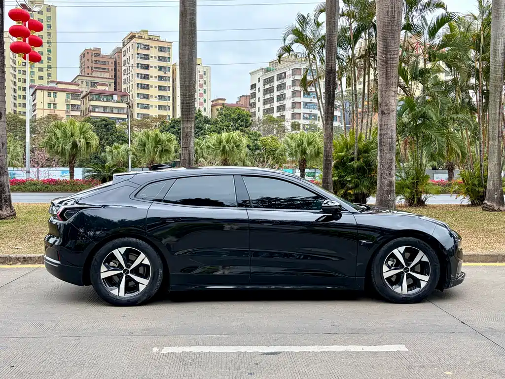 ZEEKR EXTREME KRYPTON 001