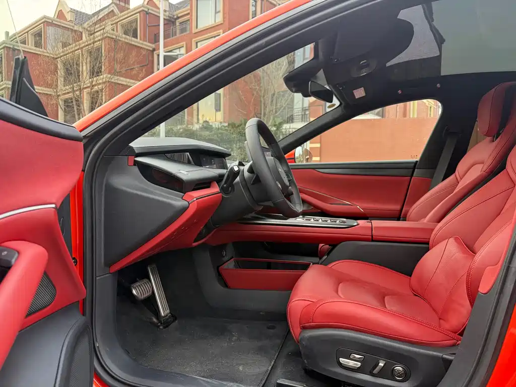 XIAOMI CAR XIAOMI SU7