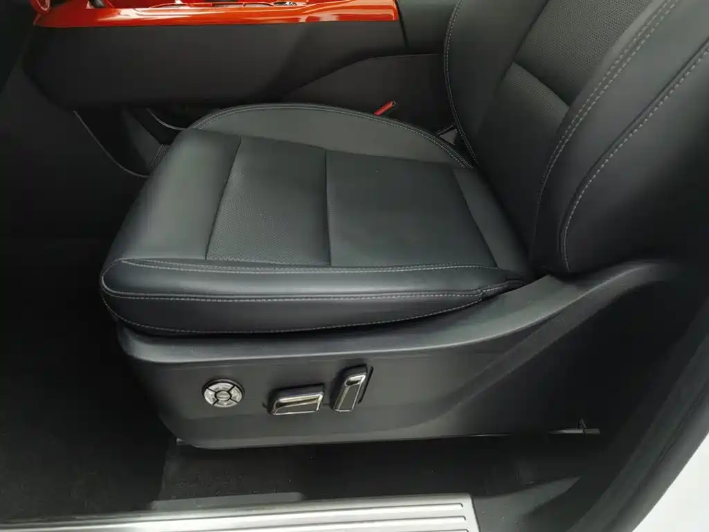 HAVAL SECOND GENERATION BIG DOG NEW ENERGY