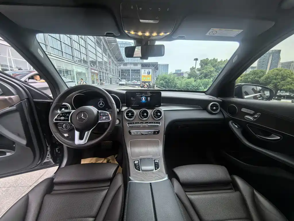 Mercedes-Benz GLC 2022 GLC 300 L 4MATIC