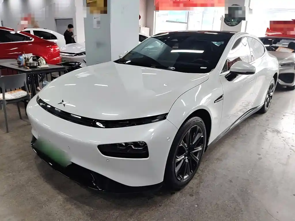 XPeng P7