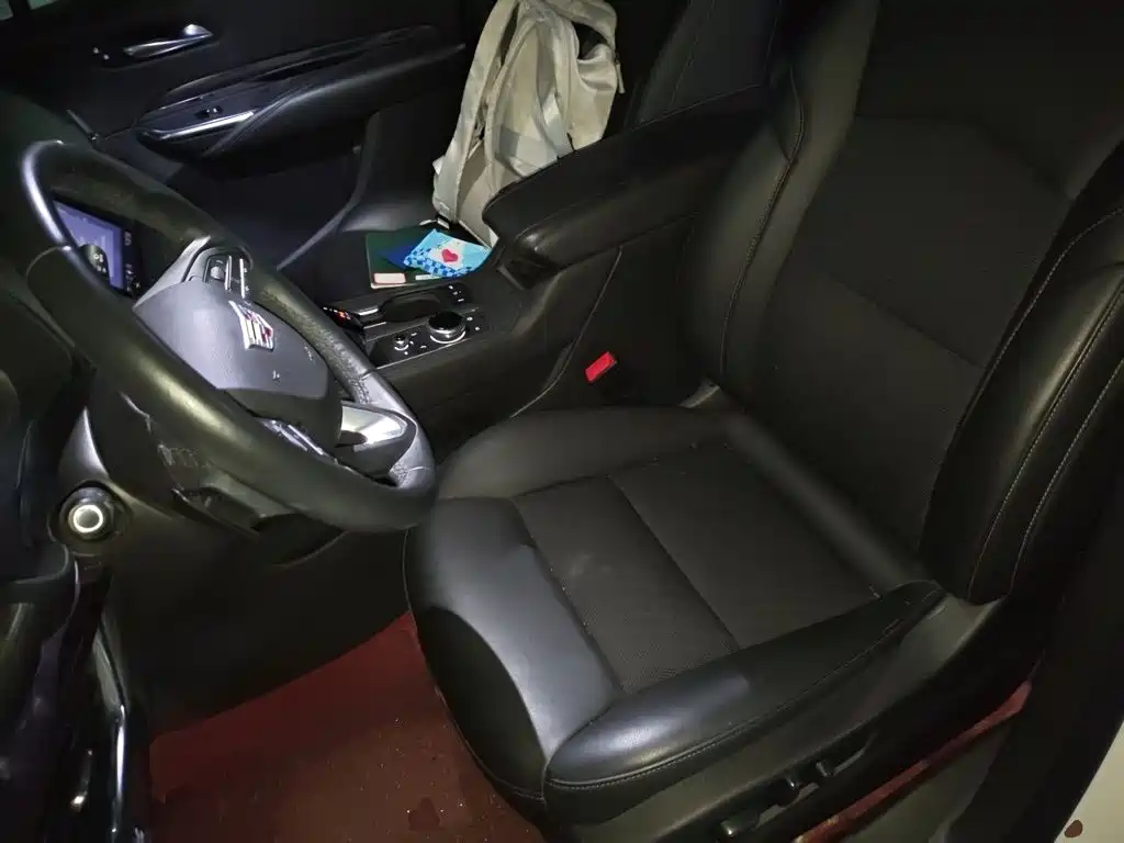 Cadillac XT4 — миниатюра 16