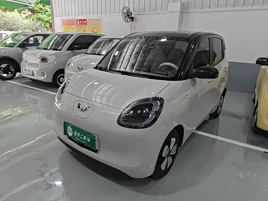 宏光MINIEV 2025款 第四代 四门版 臻享+款