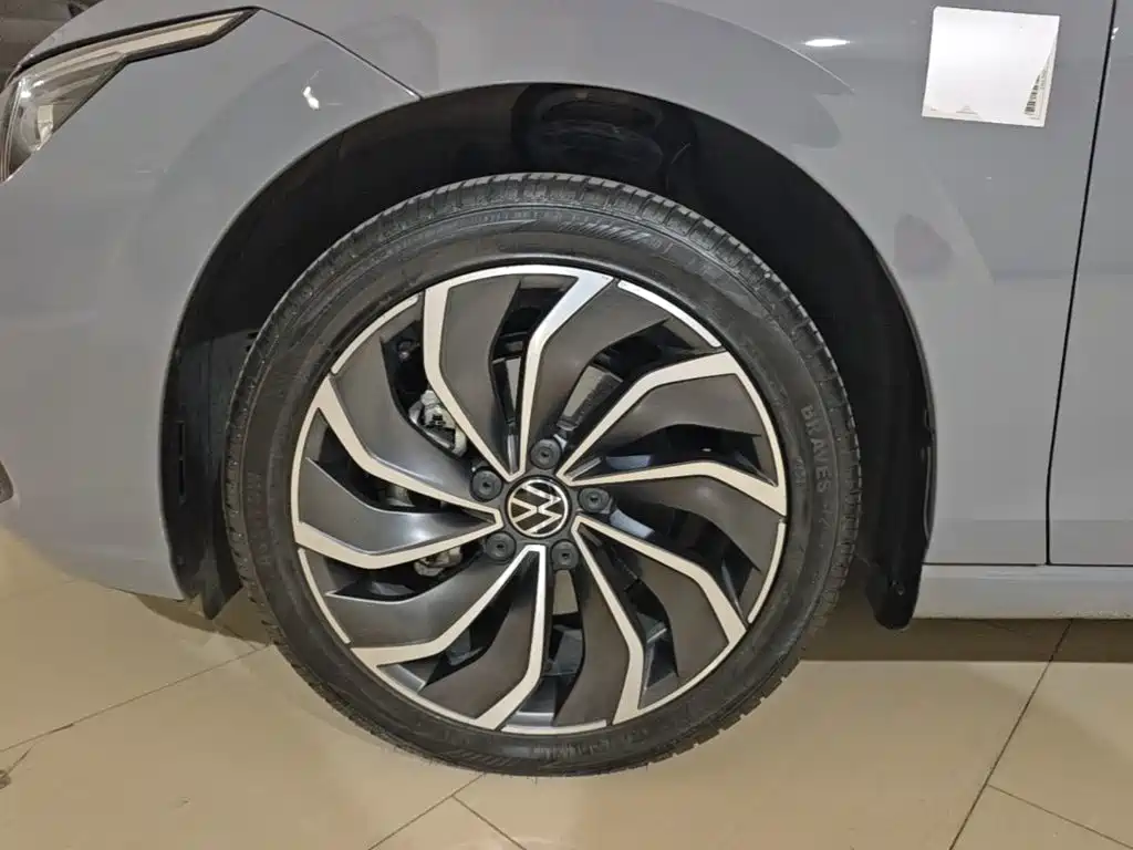 Volkswagen Golf — миниатюра 23