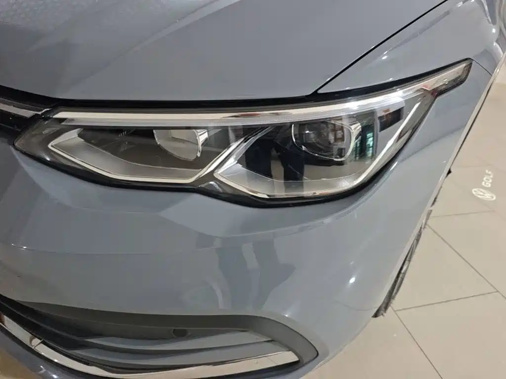 Volkswagen Golf — миниатюра 24