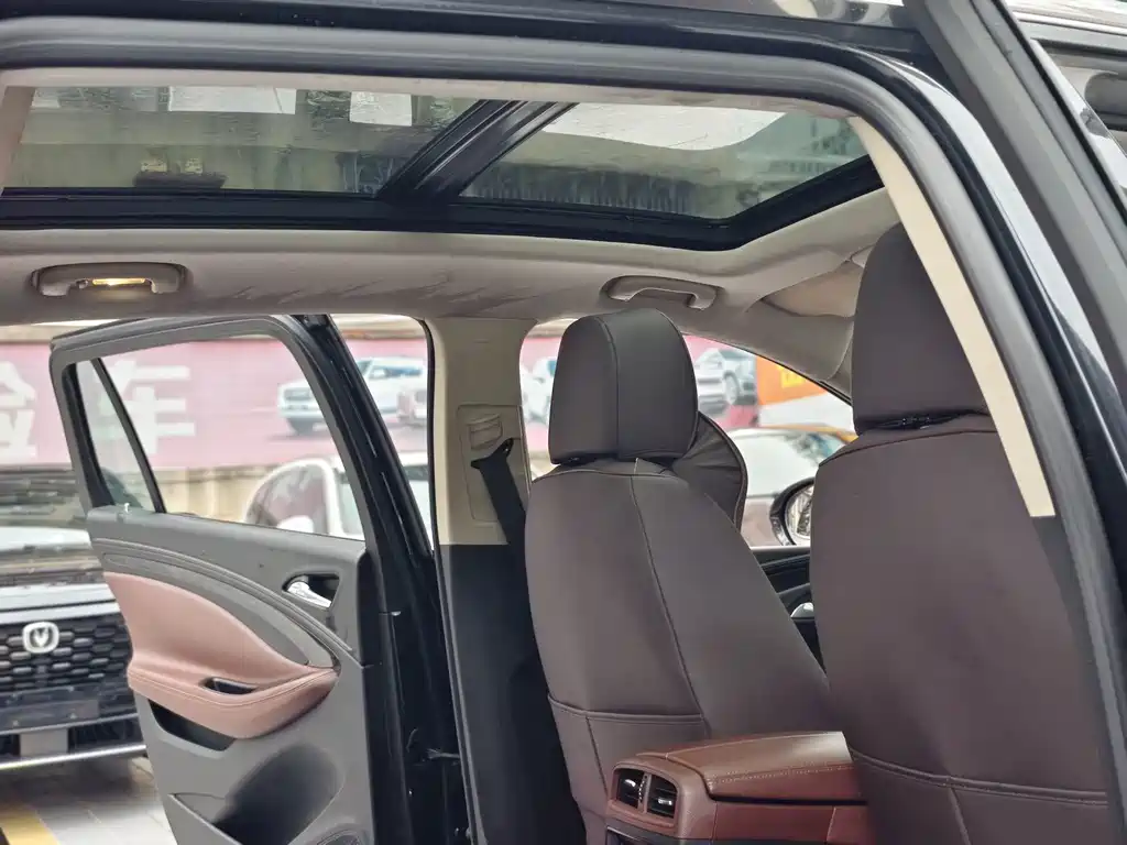 Buick Envision Plus — миниатюра 17