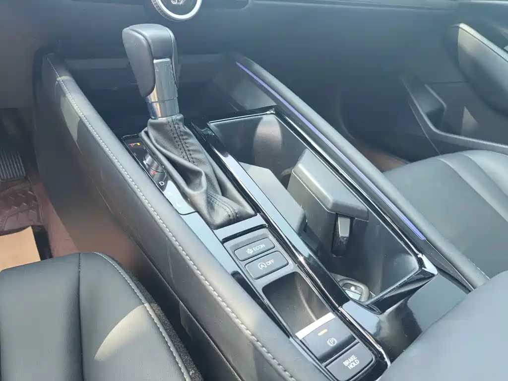 Honda Accord 2023 — фото 18