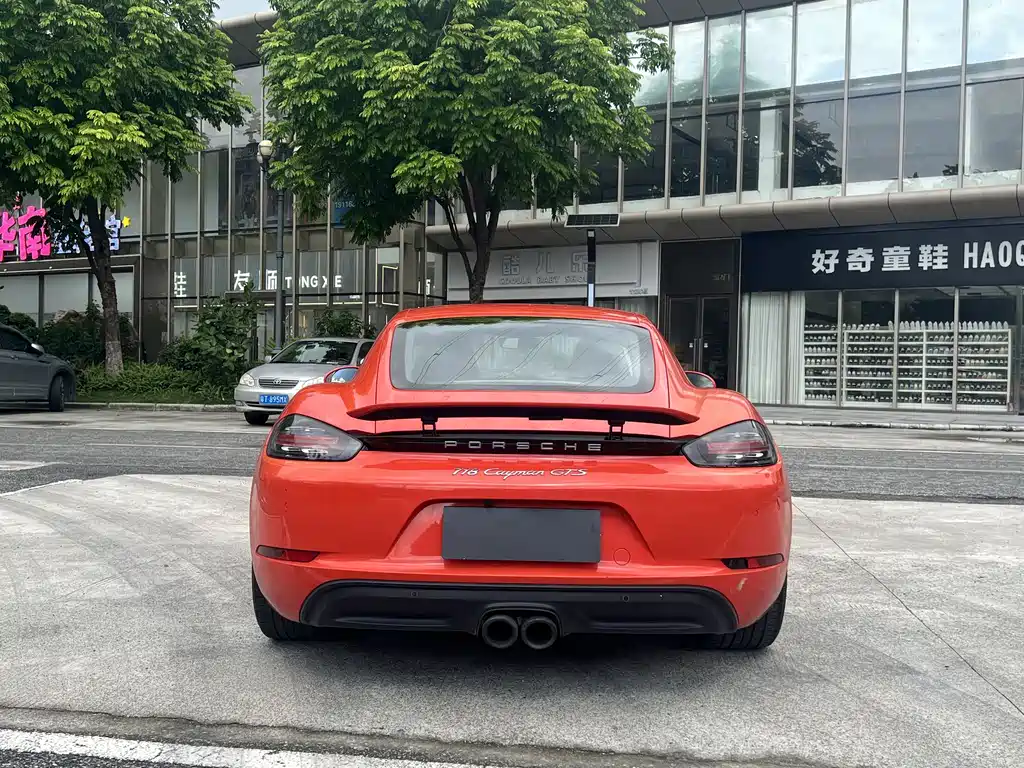 Porsche 718 2018 Cayman 2.0T