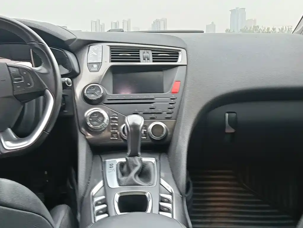 DS DS 5 — миниатюра 8