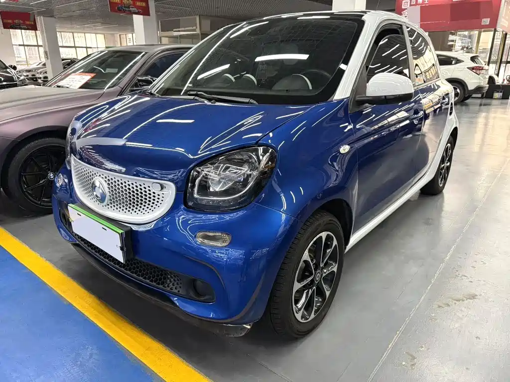 Smart Forfour 2016 1.0L 52 kW Passion Edition