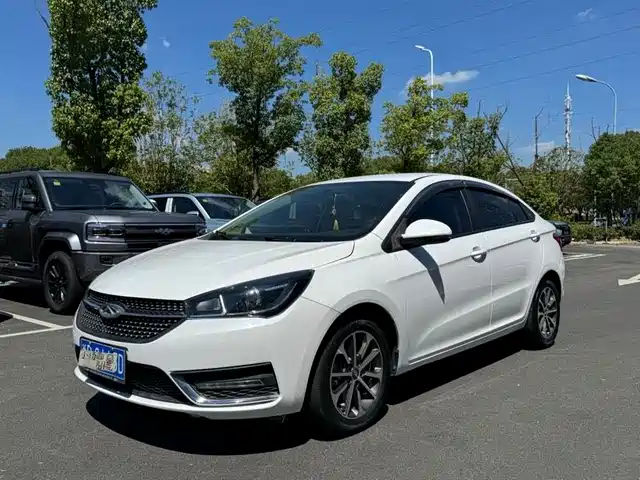 CHERY ARRIZO 5