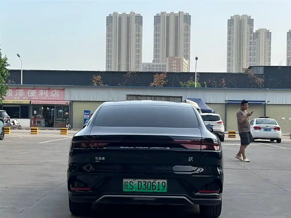BYD Han 2023 EV Champion 605KM Luxury