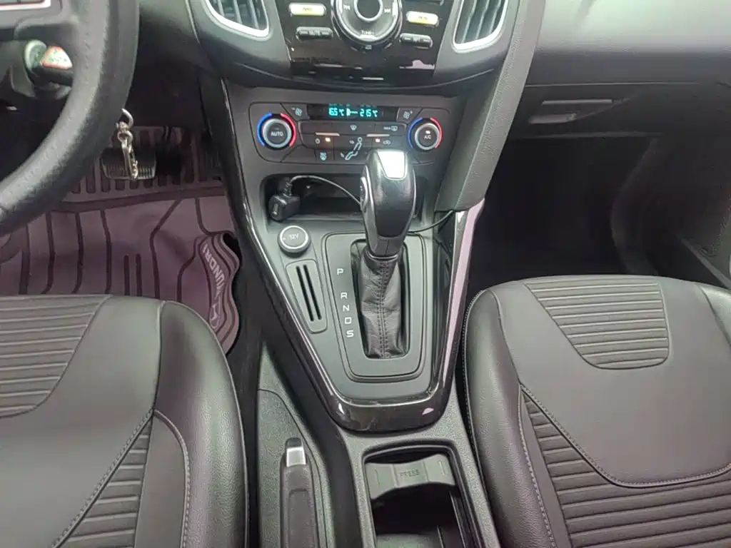 Ford Focus — миниатюра 14