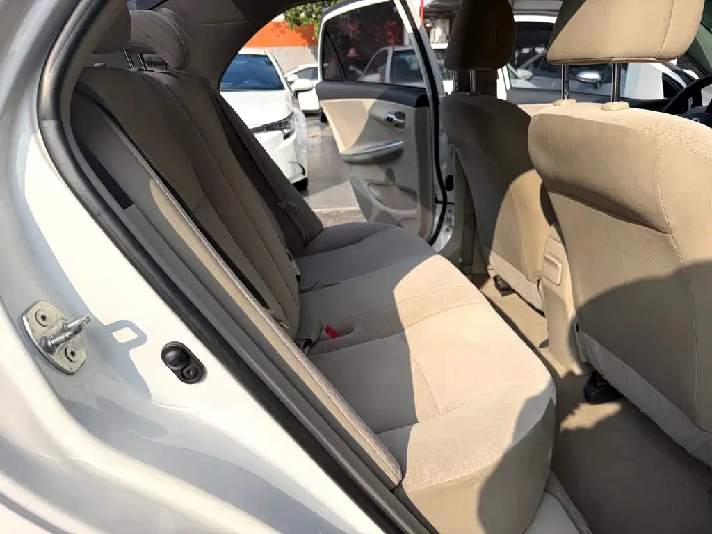 Toyota Corolla — миниатюра 12