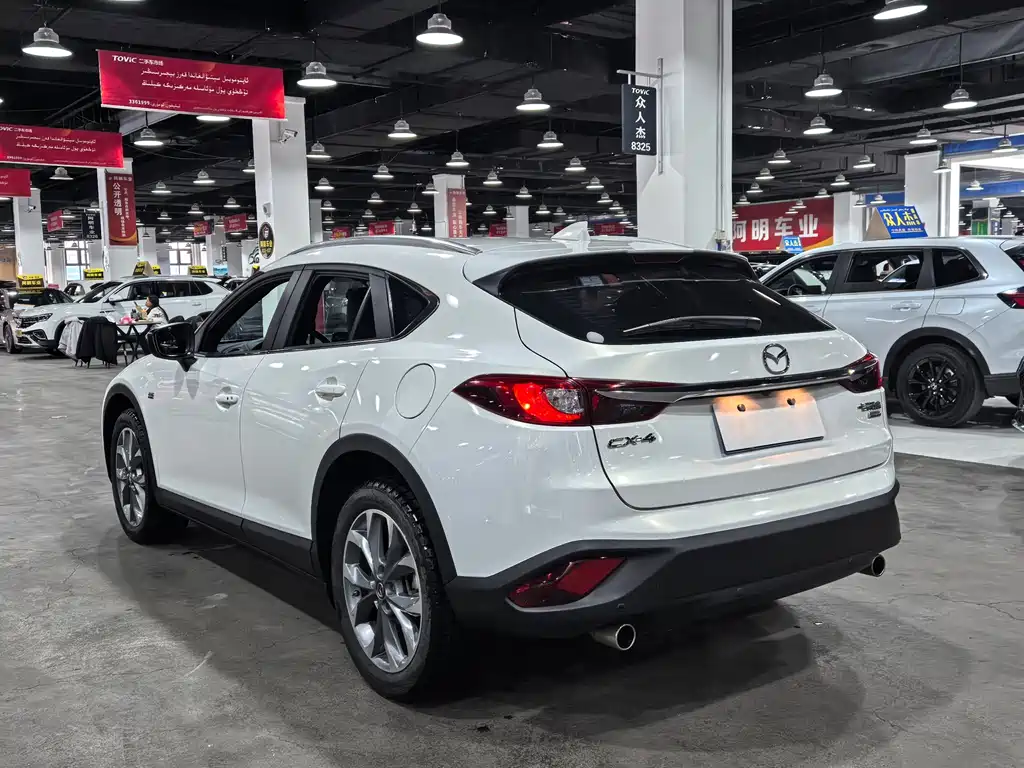 MAZDA CX 4
