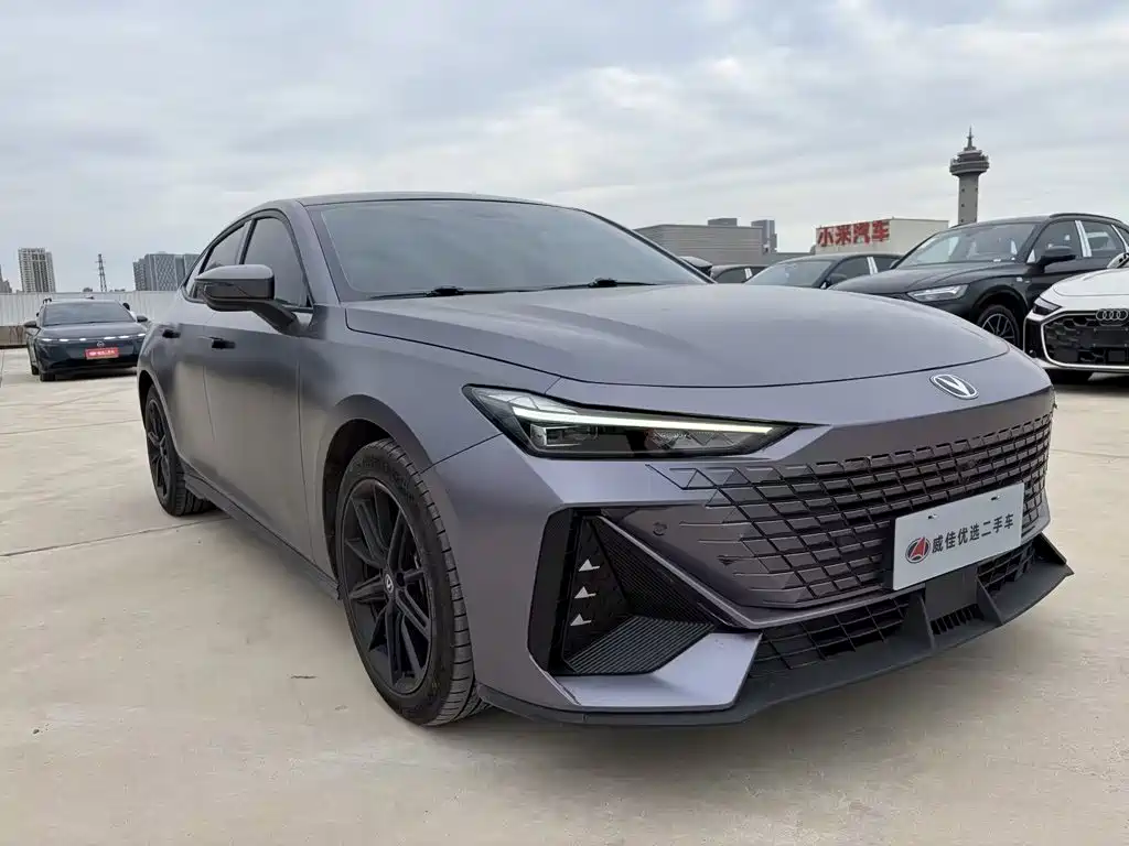 Changan UNI-V — миниатюра 3
