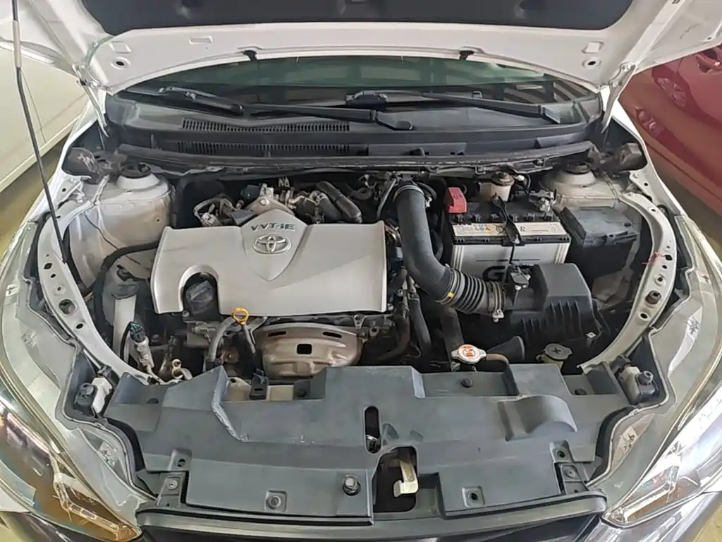 Toyota Yaris L — миниатюра 20