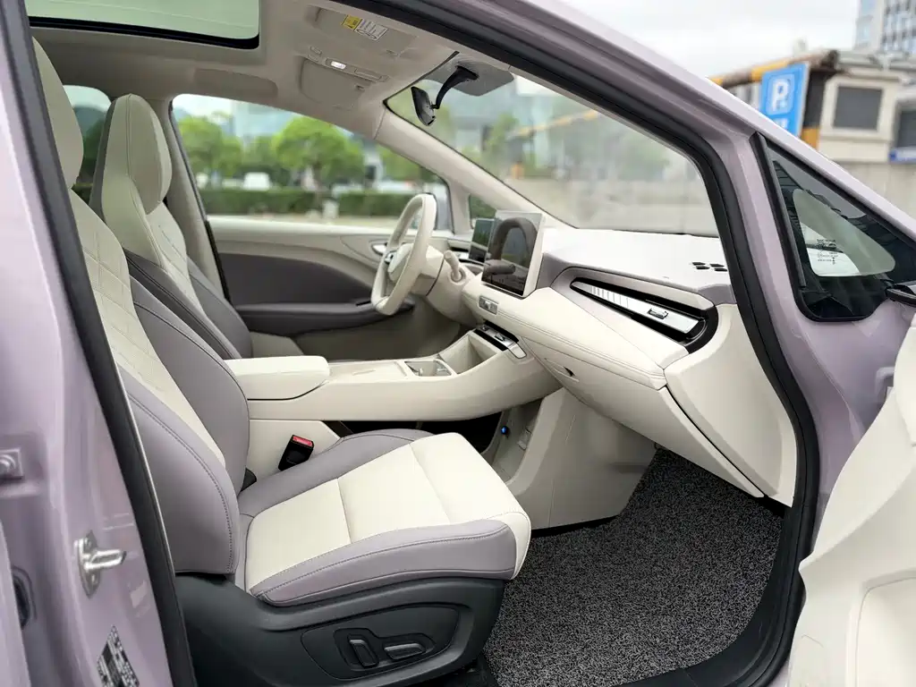 MG MG4 — миниатюра 10