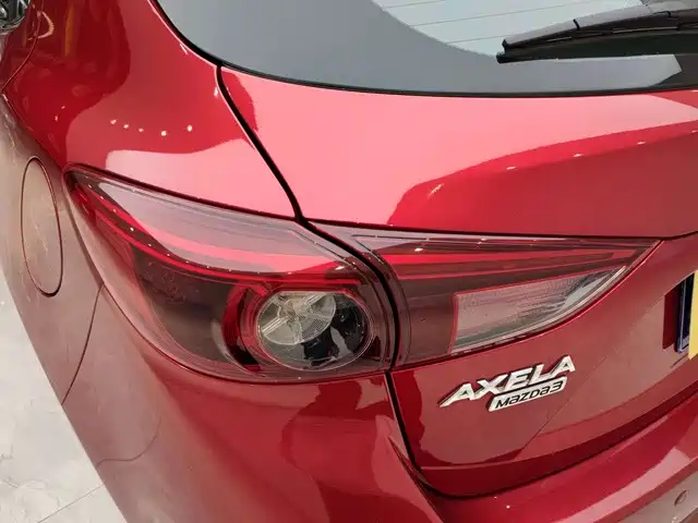 Mazda 3 Axela — миниатюра 12