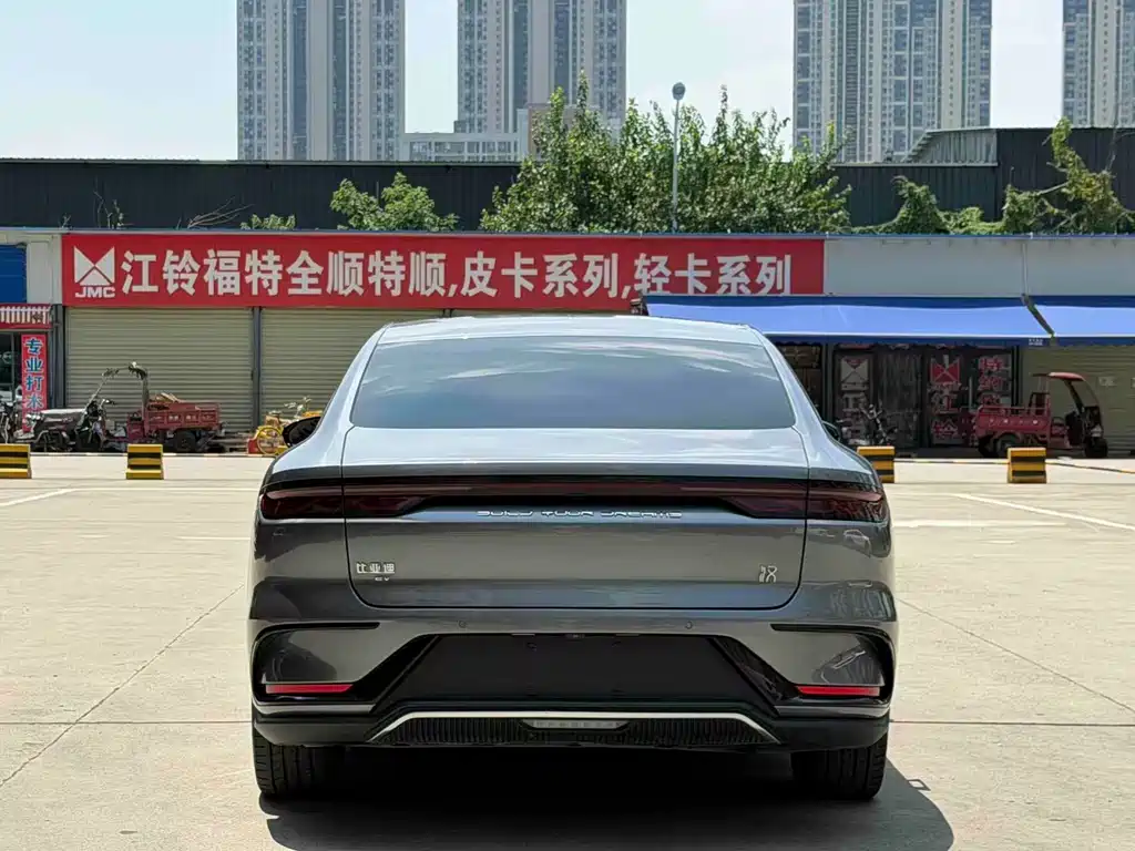 BYD Han — миниатюра 12