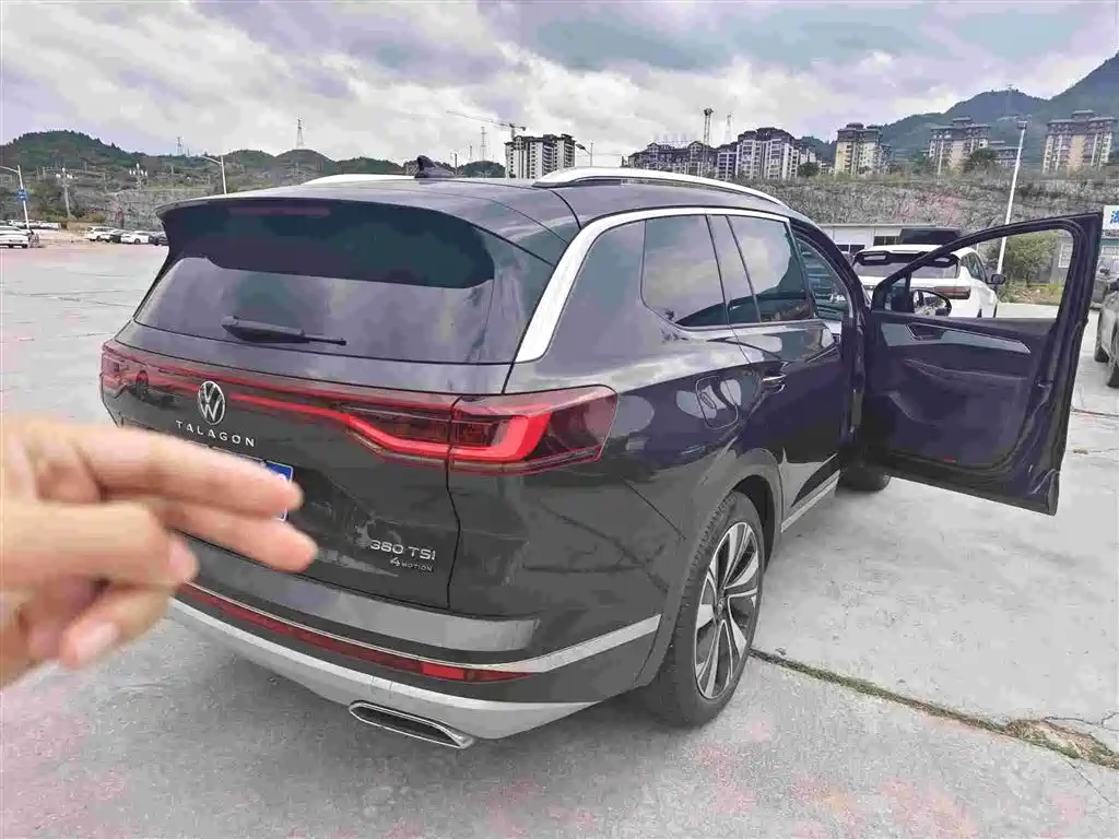 Volkswagen Talagon — миниатюра 4