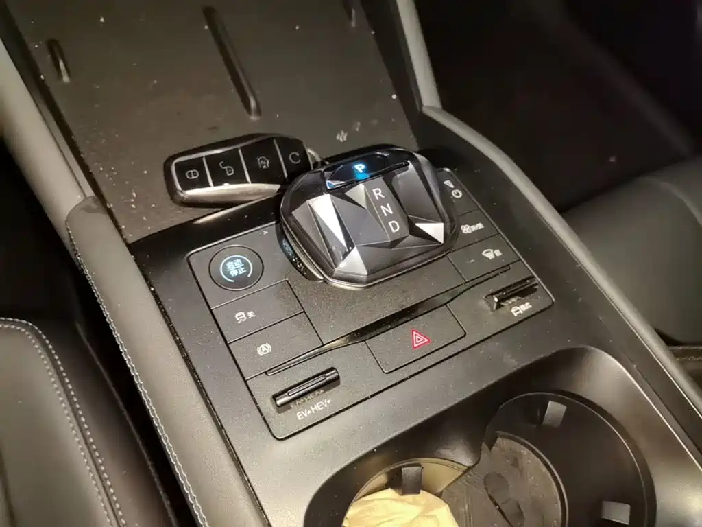 BYD Qin L — миниатюра 14