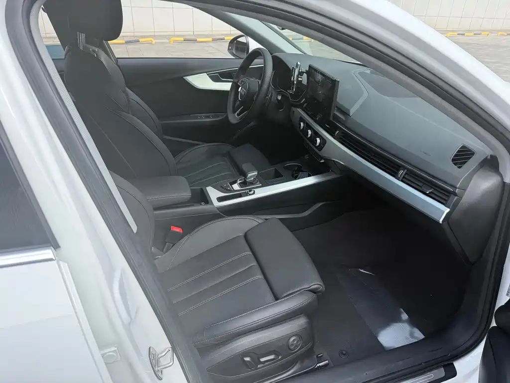 Audi A4L — миниатюра 8